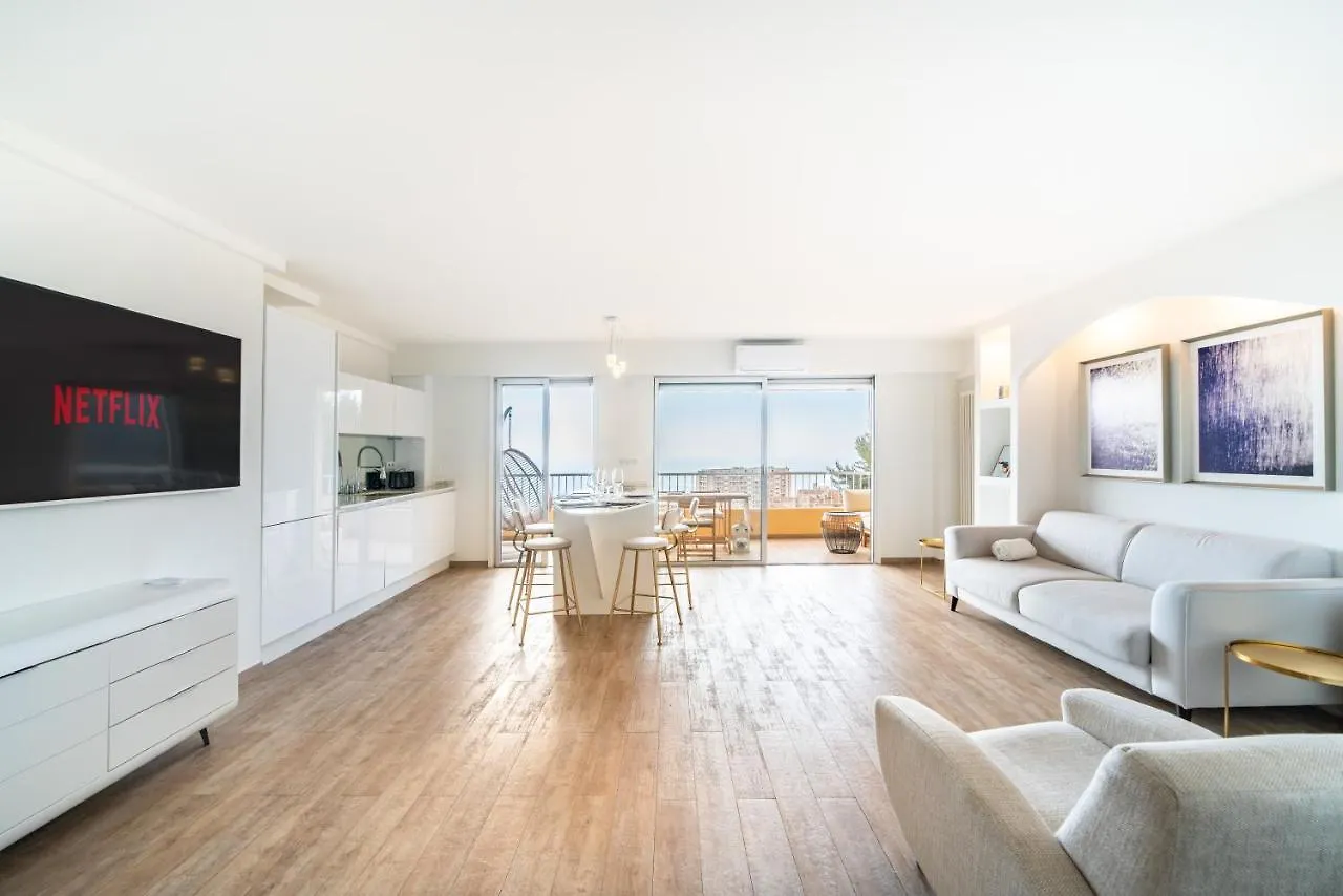 Monaco Border, Sea View, Terrace, Free Parking Apartment Beausoleil